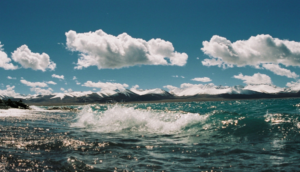 Под водой
