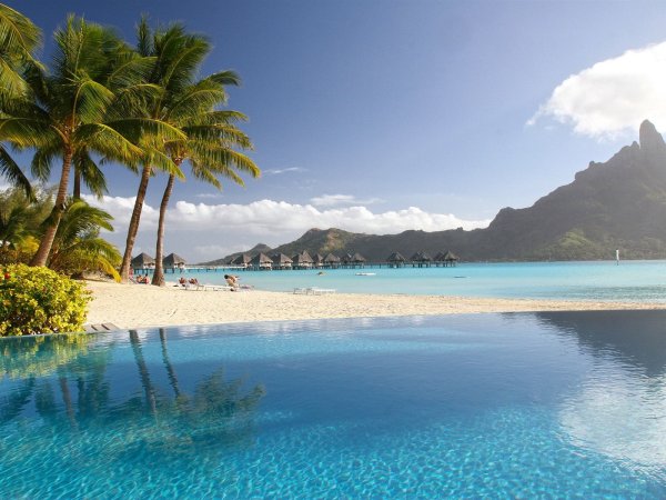 Тропический остров Бора Бора