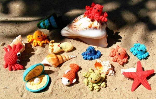 Много игрушек