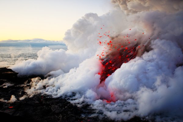 Подводный вулканов баррен