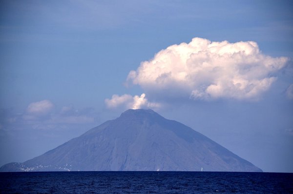 Вулкан Уайт-Айленд