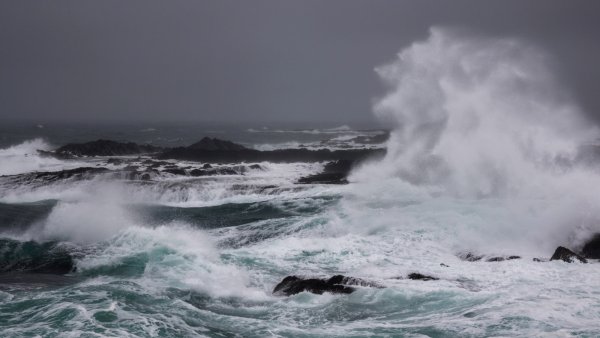 Баренцево море шторм