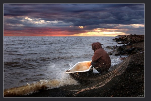 Бушующее море