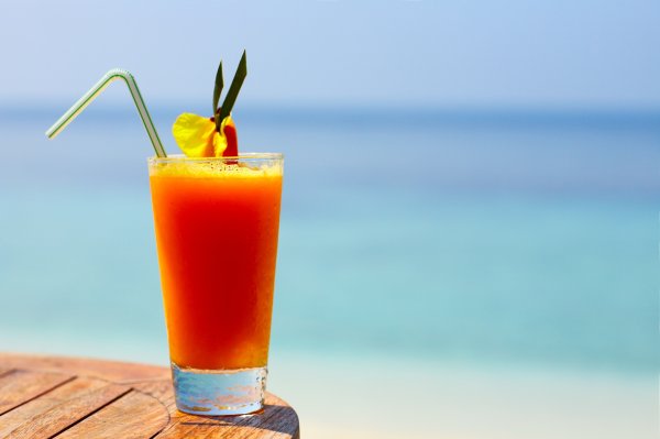 Коктейль на пляже