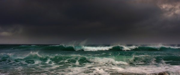 Волны перед штормом
