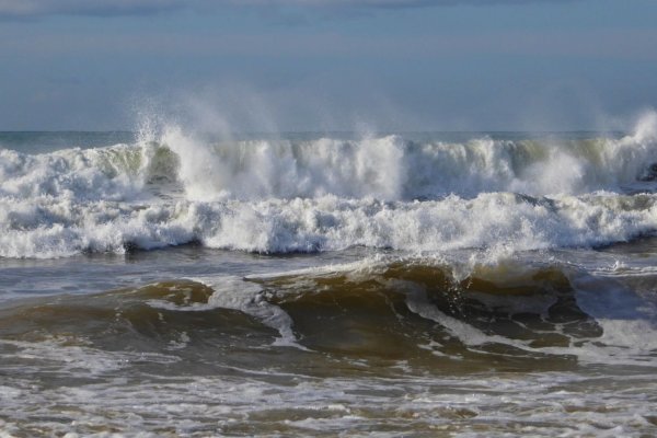 Штормовое черное море