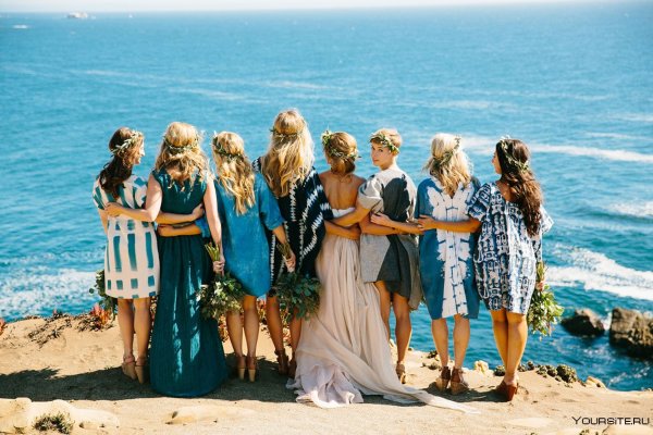Подружки на море