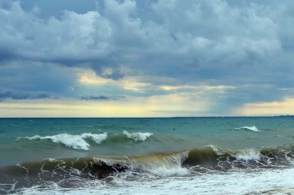 Океан волнуется