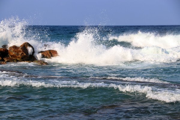 Взволнованное море