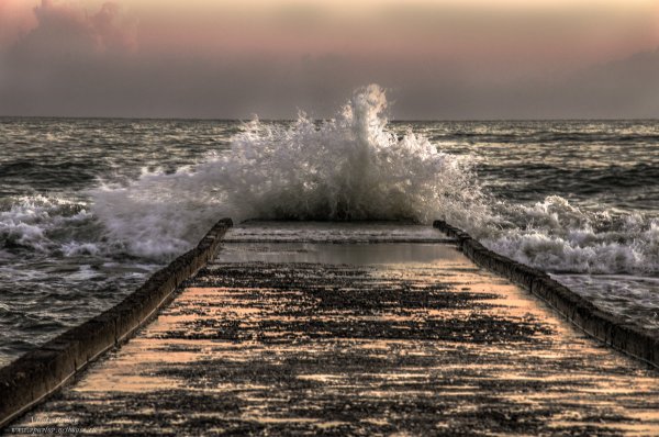 Волнующее море