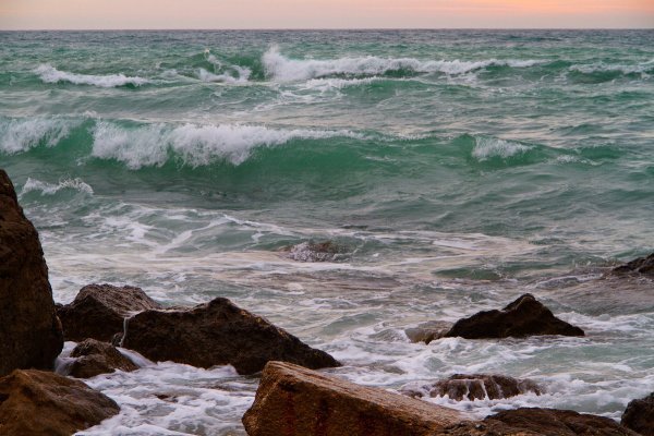 Волнующее море