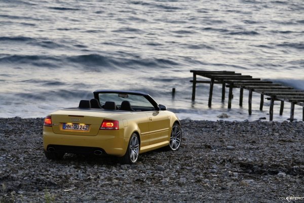 Audi a4 кабриолет 2021