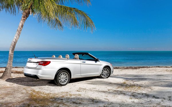 На море на машине