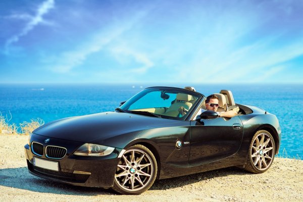 Кабриолет на пляже