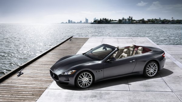 Maserati GRANCABRIO 2010