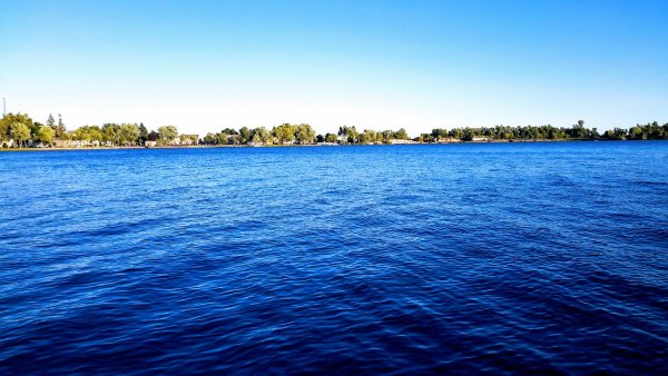 Водоем море