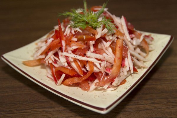 Салат красное море с крабовыми