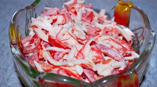 Салат красное море с крабовыми