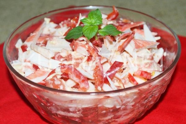 Салат красное море с крабовыми палочками