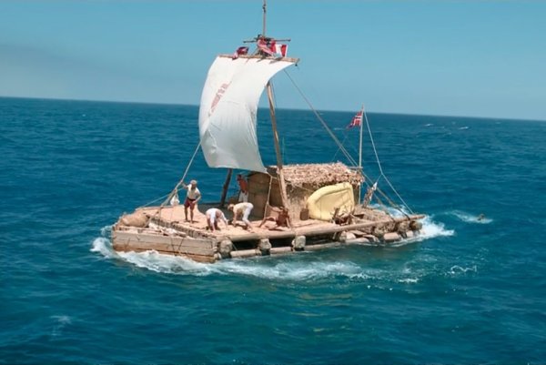 Человек на плоту