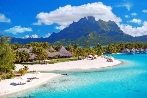 Остров Бора-Бора (Bora-Bora)