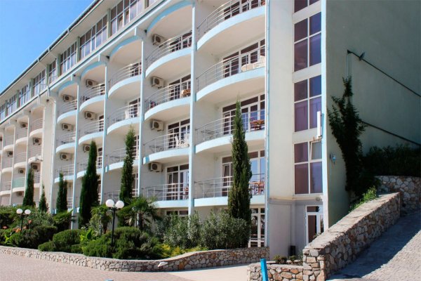 Морской пансионат Семидворье Крым