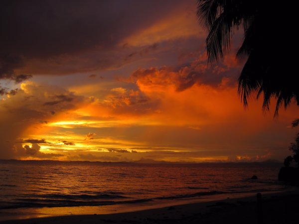 Закат на море