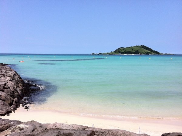 Море у острова Чеджудо