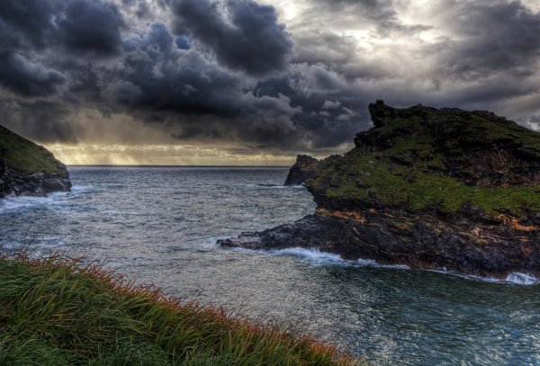 Закат на море с дорожкой