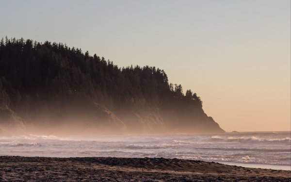 Плывет по дороге