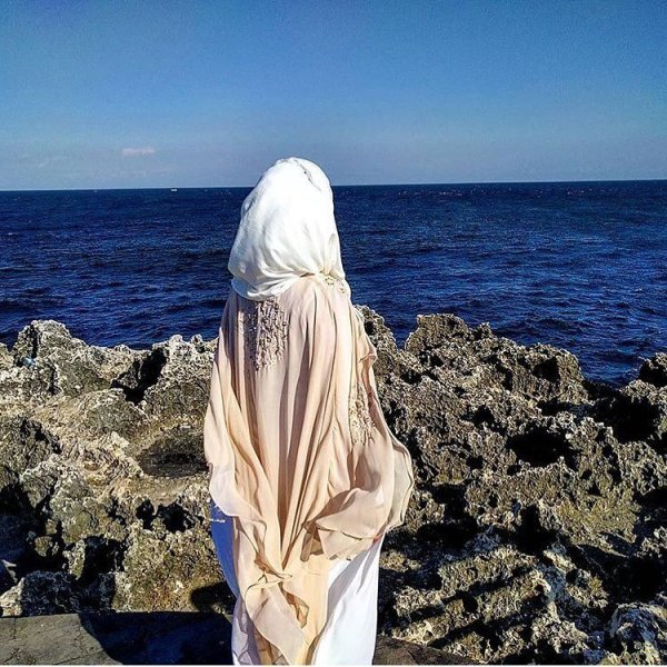 Мусульманка со спины