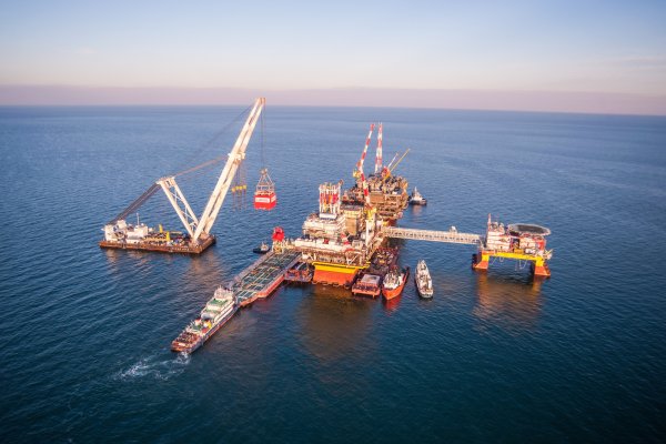 Offshore Oil platform