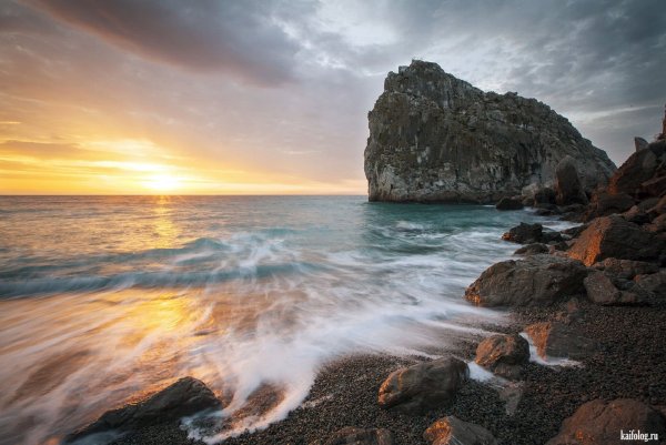 Скала дива Симеиз с моря