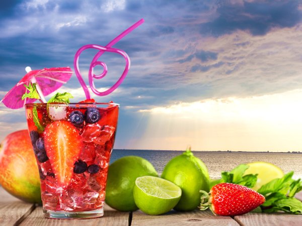 Летние фрукты