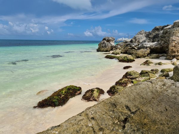 Море в Канкуне