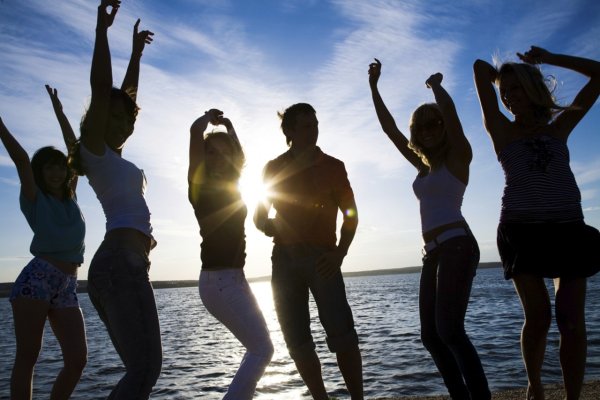 Подружки на море