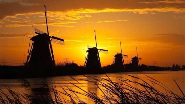 Нидерланды Гронинген таунхаусы