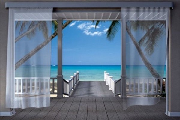 Вид из окна на море