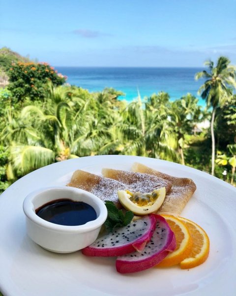 Завтрак на Сейшелах
