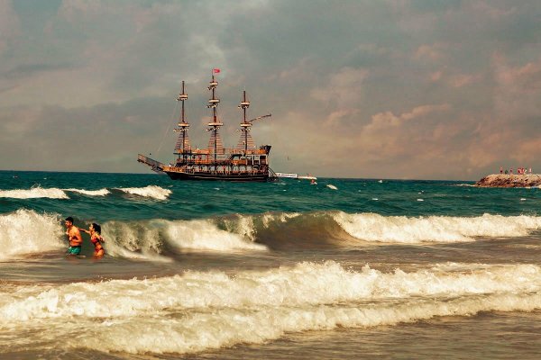 Море волны корабль