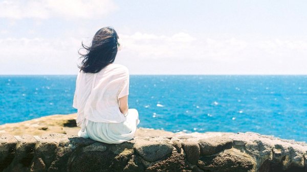 Красивые девушки на закате