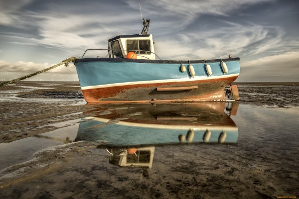 Баркас судно