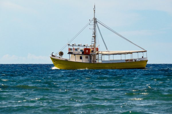 Рыболовецкая шхуна Антарес