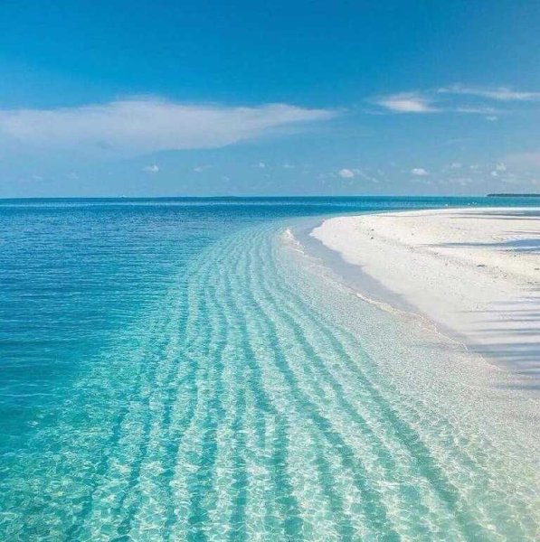 Прозрачная вода