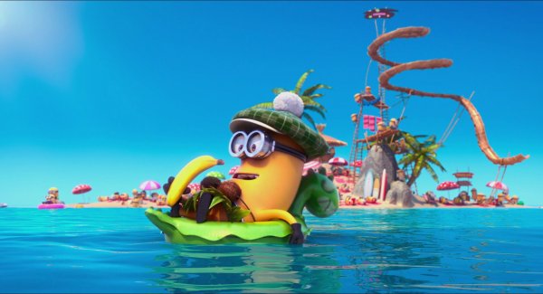 Миньоны на пляже