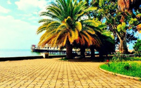 Сухум пляж набережная