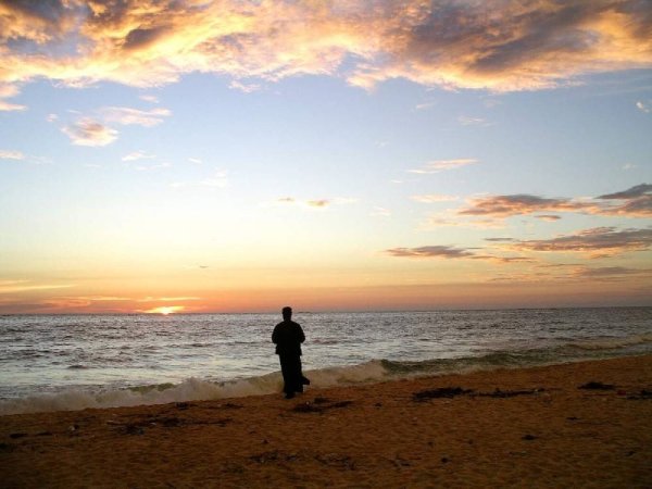 Женщина на закате