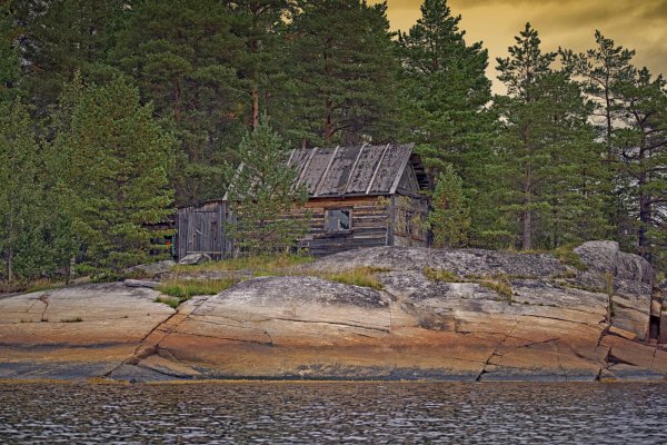 Избушки в Карелии на Озерах