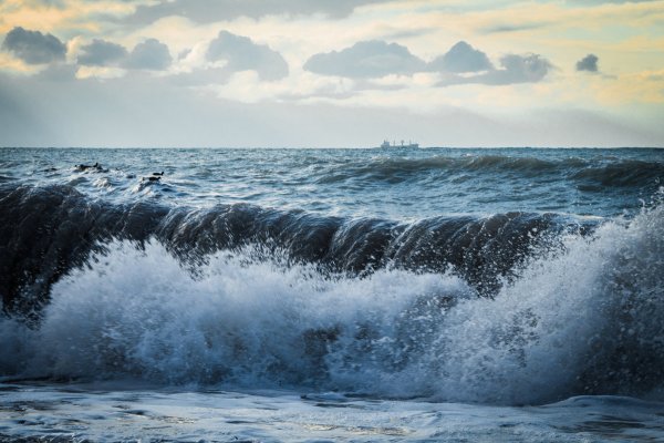 Шторм на море для детей