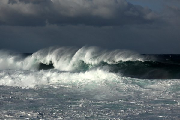 Буря шторм на море